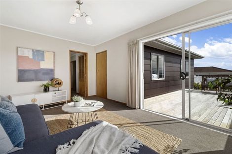 Photo of property in 66 Kia Ora Road, Beach Haven, Auckland, 0626