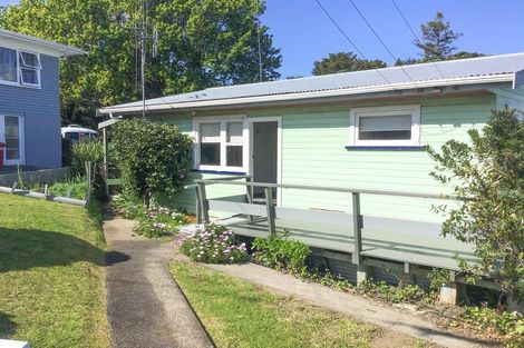 Photo of property in 120 Brunton Crescent, Thames, 3500