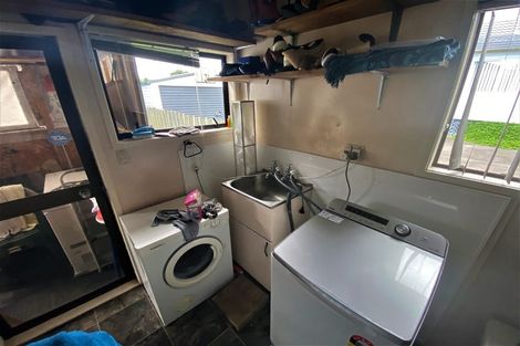 Photo of property in 8 Freyberg Avenue, Papatoetoe, Auckland, 2104