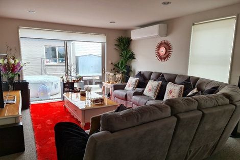 Photo of property in 196 Porchester Road, Takanini, 2112