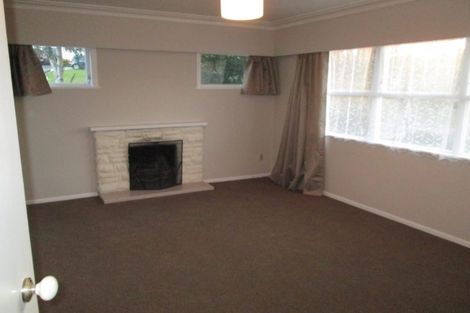 Photo of property in 76 Shoreham Street, Avondale, Auckland, 0600