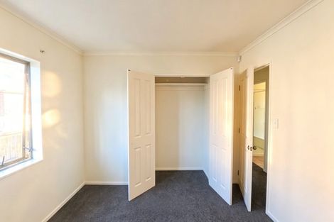 Photo of property in 8 Taha Road, Te Atatu South, Auckland, 0610