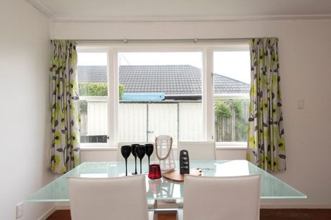 Photo of property in 186a Queens Drive, Lyall Bay, Wellington, 6022