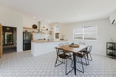 Photo of property in 24 Albert Street, Saint Clair, Dunedin, 9012