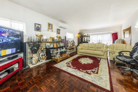 Photo of property in 114 Buckland Road, Mangere East, Auckland, 2024