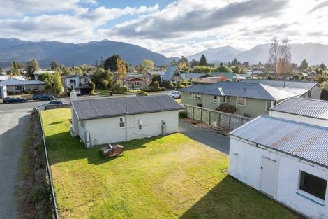 Photo of property in 104 Quintin Drive, Te Anau, 9600