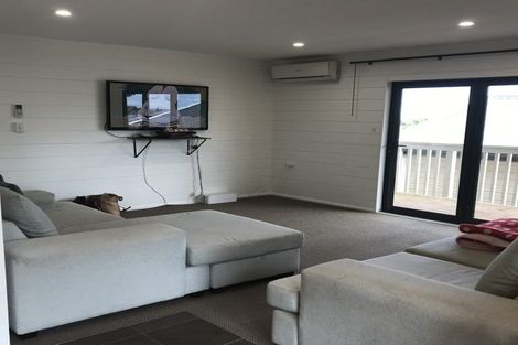 Photo of property in 4 Rotoma Rise, Clover Park, Auckland, 2019