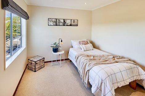 Photo of property in 4 Mclintock Street, Johnsonville, Wellington, 6037