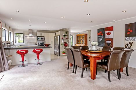 Photo of property in 97 Woodlands Park Road, Titirangi, Auckland, 0604