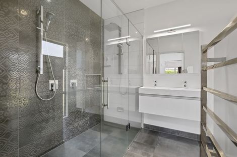 Photo of property in 22 Mercade Close, Stratford, 4332