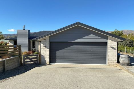 Photo of property in 2 Prospect Lane, Bannockburn, Cromwell, 9384
