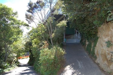 Photo of property in 27 Burns Road, Hospital Hill, Napier, 4110