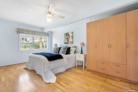 Photo of property in 2/36 Birman Close, Half Moon Bay, Auckland, 2012