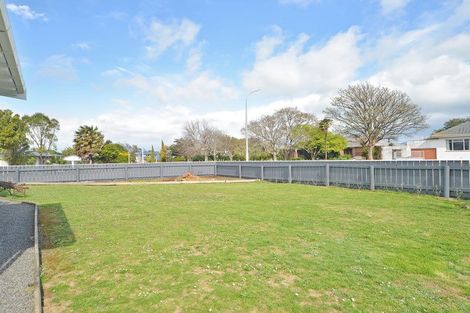 Photo of property in 2 Wright Street, Dannevirke, 4930