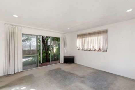 Photo of property in 50c Kings Road, Panmure, Auckland, 1072