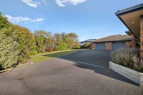 Photo of property in 36 Sunny Crescent, Huapai, Kumeu, 0810