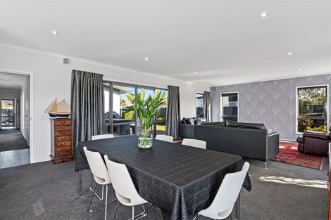 Photo of property in 43 Glenaven Drive, Motueka, 7120