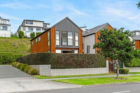 Photo of property in 66 Arran Point Parade, Orewa, 0931