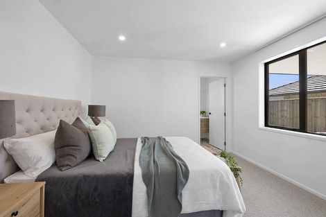 Photo of property in 21c Portland Drive, Mangorei, New Plymouth, 4312