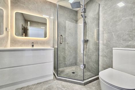 Photo of property in 65a Tiroroa Avenue, Te Atatu South, Auckland, 0610