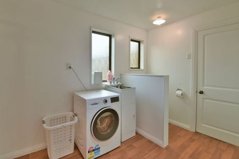 Photo of property in 303 Main South Road, Green Island, Dunedin, 9018