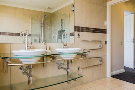 Photo of property in 2 Sams Place, Lake Tekapo, 7999