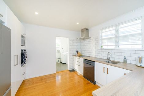 Photo of property in 3 Sefton Avenue, Highbury, Palmerston North, 4412