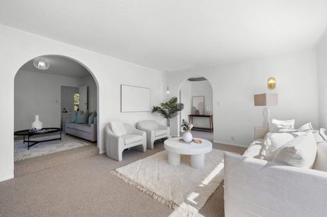 Photo of property in 3b Hunter Place, Merrilands, New Plymouth, 4312
