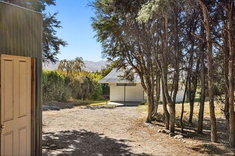 Photo of property in 198 Lakeview Terrace, Lake Hawea, Wanaka, 9382