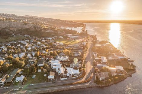 Photo of property in 85 Beachville Road, Redcliffs, Christchurch, 8081