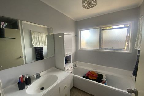 Photo of property in 22 Cherry Tree Place, Massey, Auckland, 0614