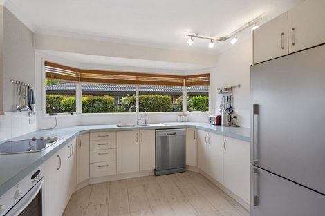 Photo of property in 430 Mangorei Road, Highlands Park, New Plymouth, 4312