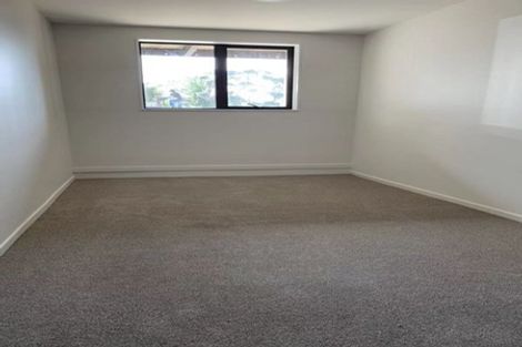 Photo of property in 40 Chequers Avenue, Glenfield, Auckland, 0629