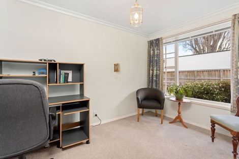 Photo of property in 11 Daresbury Lane, Fendalton, Christchurch, 8014