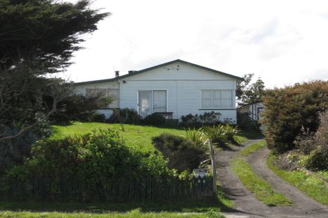 Photo of property in 60 Cornfoot Street, Castlecliff, Whanganui, 4501