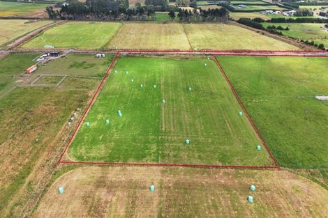 Photo of property in 35 Dairy Way, Seaward Bush, 9871