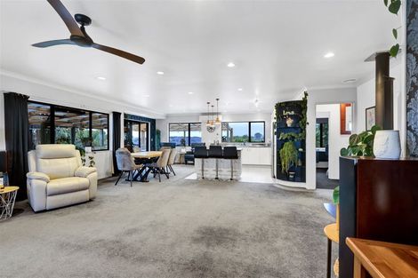 Photo of property in 1b Silvan Place, Bell Block, New Plymouth, 4312