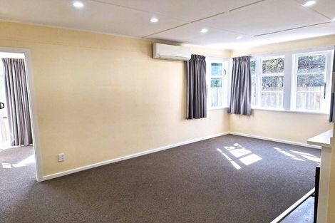 Photo of property in 29 Compton Crescent, Taita, Lower Hutt, 5011