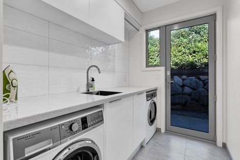 Photo of property in 24 Kotare Drive, Waiwhakaiho, New Plymouth, 4312