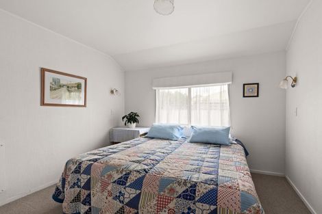 Photo of property in 3a Kingsgate Close, Havelock North, 4130