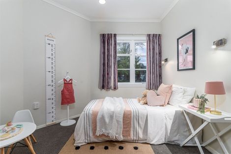 Photo of property in 75 Park Road, Carterton, 5713