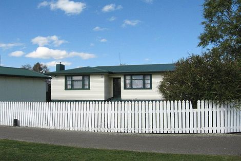 Photo of property in 52 Ferguson Street, Awapuni, Palmerston North, 4412