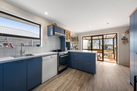 Photo of property in 132 Pacific Road, North New Brighton, Christchurch, 8083