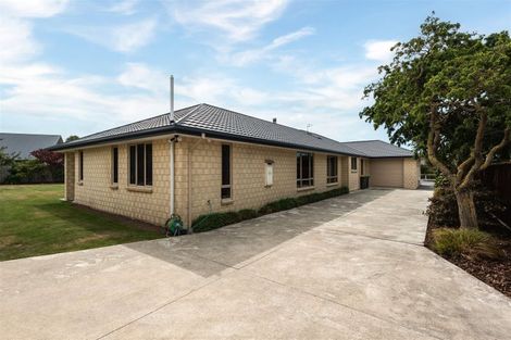 Photo of property in 9 Frame Crescent, Rolleston, 7614
