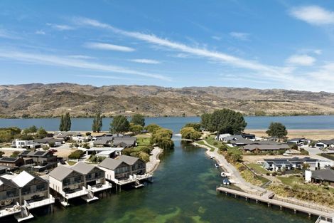 Photo of property in 4b Rahoy Close, Mount Pisa, Cromwell, 9383