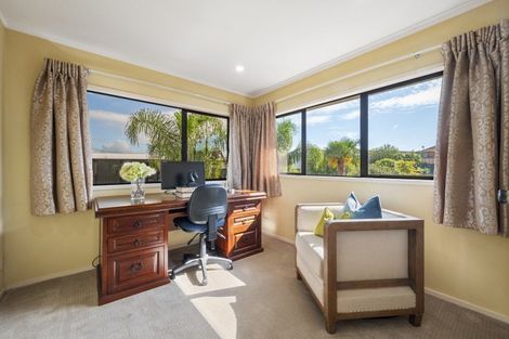 Photo of property in 38 Venus Place, Half Moon Bay, Auckland, 2012