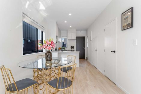Photo of property in 21 Toanga Place, Mount Wellington, Auckland, 1062