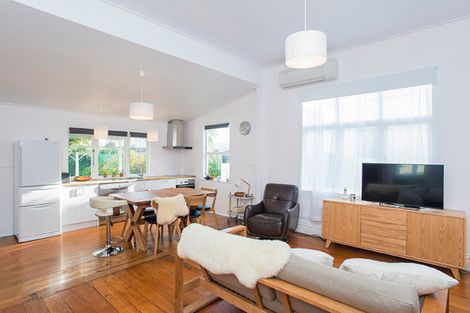 Photo of property in 3 Wellington Street, Te Hapara, Gisborne, 4010