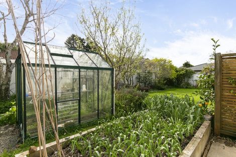 Photo of property in 73 Oxford Street, Tawa, Wellington, 5028