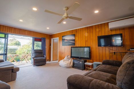 Photo of property in 50 Kakapo Road, Ahipara, Kaitaia, 0481